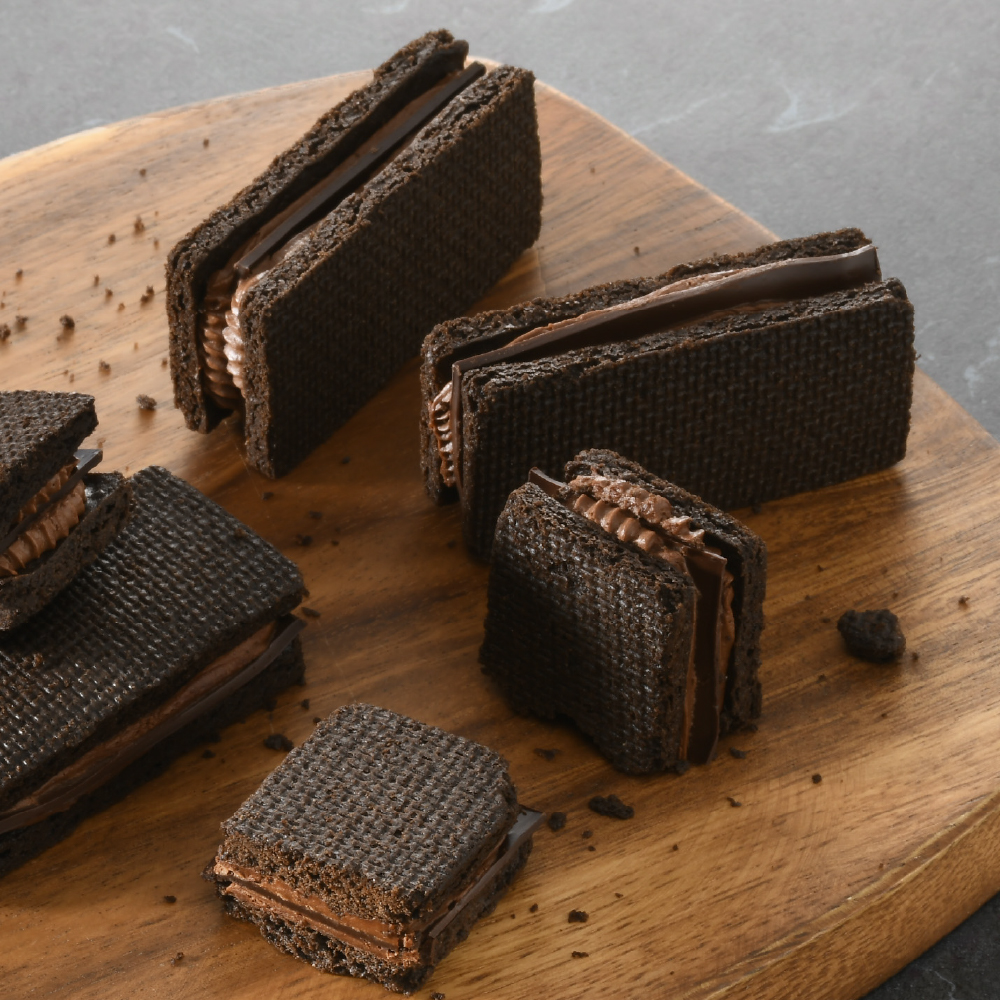 73%黑巧藏心莎布蕾禮盒(5入)